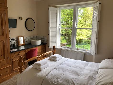 GILTAR GROVE COUNTRY HOUSE (Penally) - B&B Reviews, Photos, Rate ...