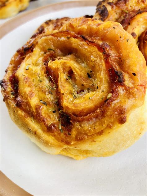 Pizza Roll Ups with Pepperoni - It Is a Keeper