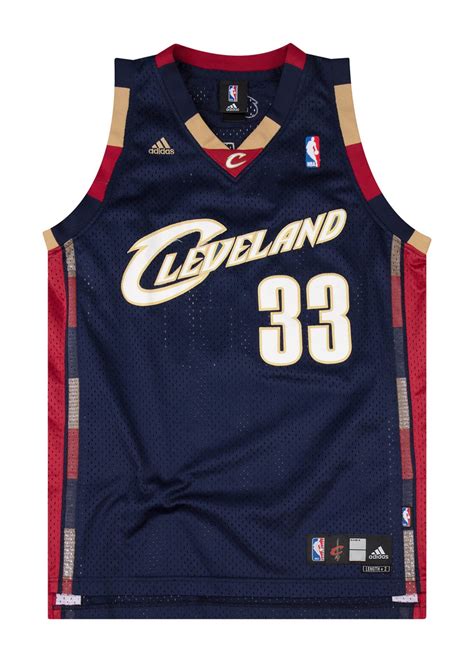 Cleveland Cavs New Uniforms Cleveland Cavaliers Unveil Michael