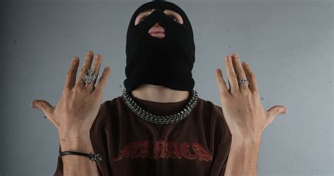 FUTURE INSIDE – www.manaca.in