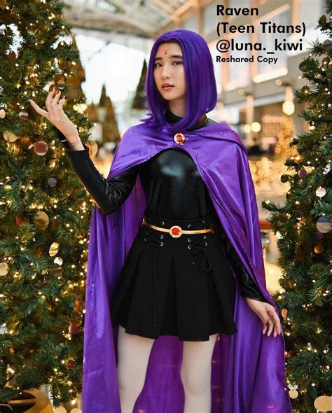 Raven Cosplay Titans