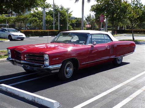 1966 Pontiac Catalina : r/LandYacht