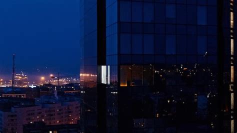 Building Night 的图像结果