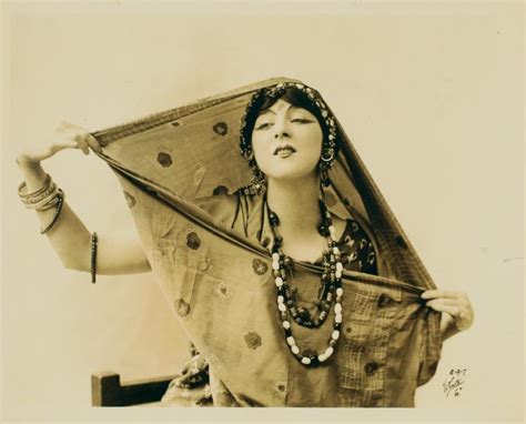 An American dancer inspired by Hindu rituals and mythology helped shape ...