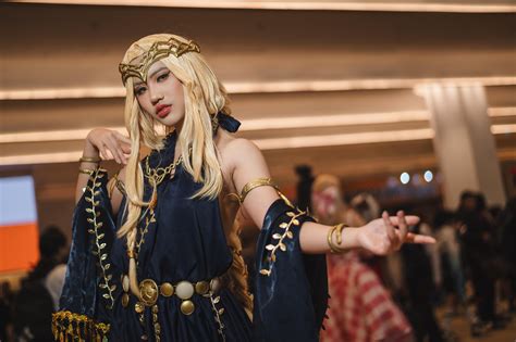 Wanna share my Queen Marika cosplay : r/Eldenring