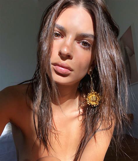 Emily Ratajkowski - Personal Pics 10/09/2018 • CelebMafia