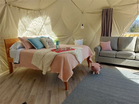 Dreamscape Geo Dome - Gros Morne Glamping (1/4) - Dome houses for Rent ...