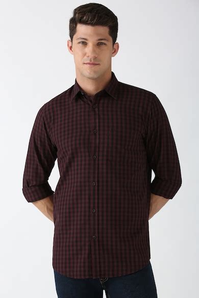 Buy Men Maroon Slim Fit Check Full Sleeves Casual Shirt Online ...