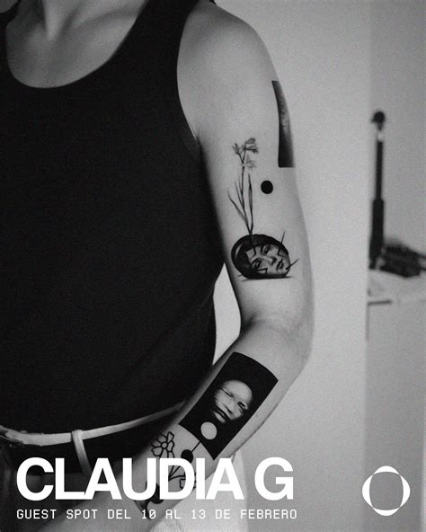 Claudia | 💐🖤 para Dani Hecho en @intro.tattooestudio 🤍 Cotizaciones y agenda través de @claudiag ...