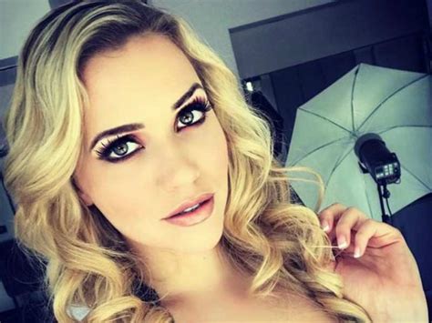 Lesser known facts about Mia Malkova