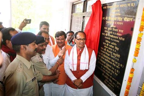 CM Shivraj honored MP saints, announced various works worth 370 crores ...