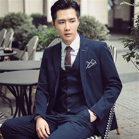 Model Men Suits 的图像结果
