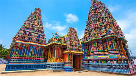 Stunning Hindu temples you need to see to believe
