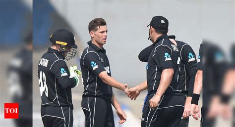Losing three wickets early put us under pressure: Mitchell Santner ...