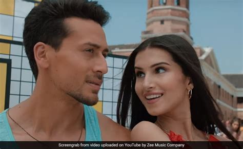 Student of The Year 2 Review by Prashant Shishodia: यंग जनरेशन को सपने ...