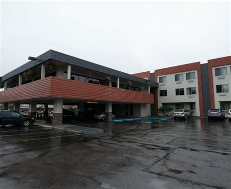 BEST WESTERN GOLDEN LION HOTEL (Anchorage) - Hotel Reviews, Photos ...