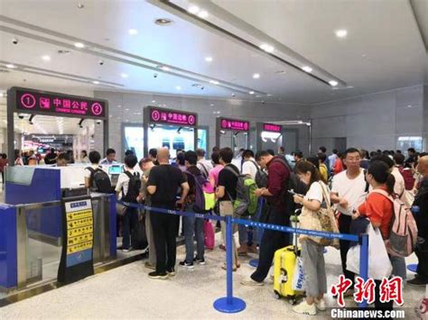 合肥新桥国际机场出入境旅客流量迎来暑期高峰__凤凰网
