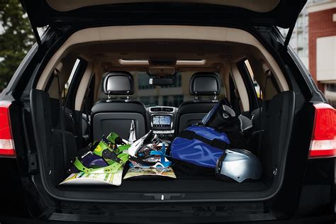 2020 Dodge Journey Crossover SUV Gallery | Dodge Canada