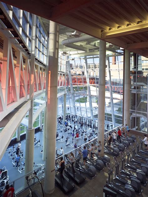 Recreation & Physical Activity Center - Moody Nolan