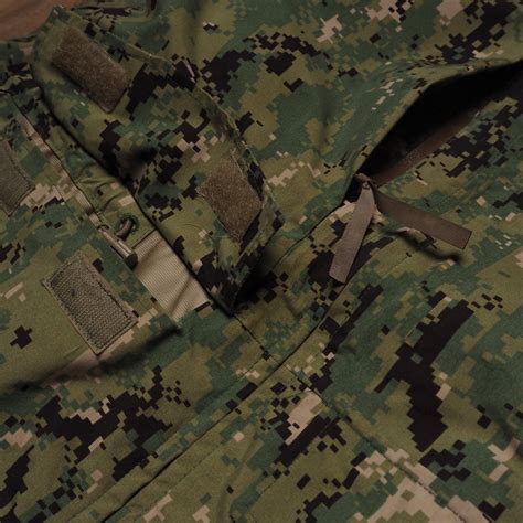 “US NAVY” ECWCS NWU typeⅢ AOR2 GORE‑TEX Parka | 古着屋シミー