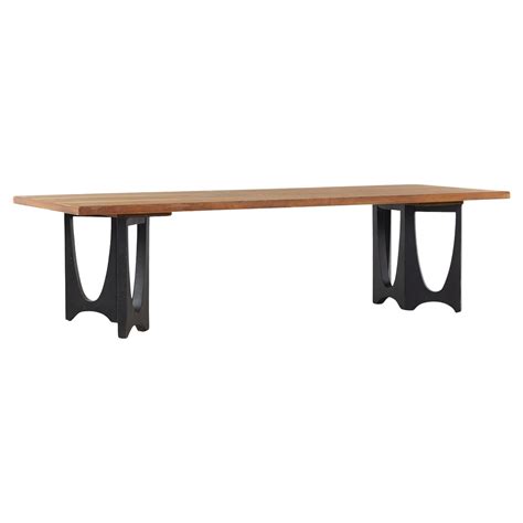 Broyhill Brasilia Walnut Mid-Century Modern Rectangular Coffee Table at ...