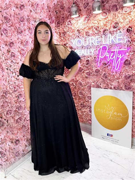 Vienna (Black) - InstaGlam Prom