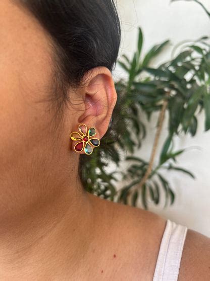 Multi Stones studs – Tantra Women