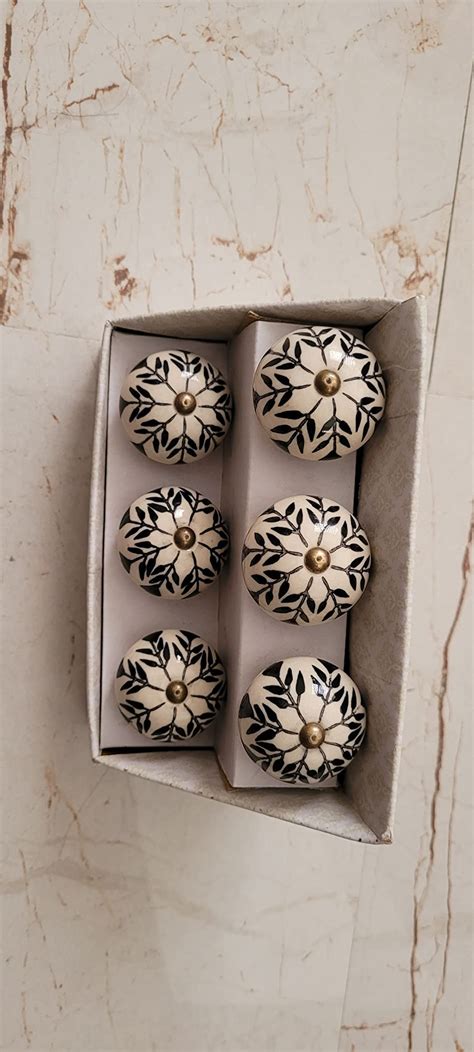 CASADECOR Ceramic Leaf Blown Pattern Designed Knobs Drawer Pulls and ...