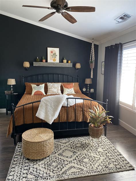 Black Wall Bedroom Decor