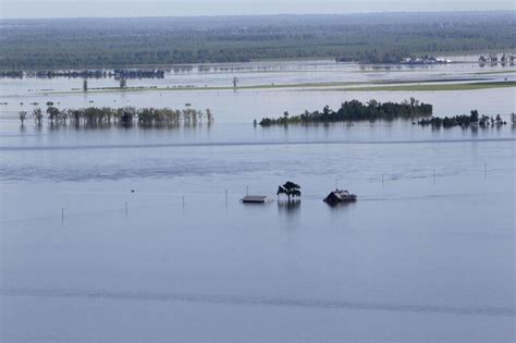 Levee blast means lost year for Missouri farmers – Deseret News