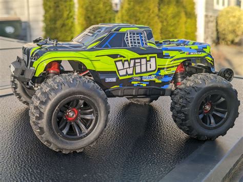 Bezgar HP161S Wild Beast Brushless 1:16 Scale Fast RC Car review - wicked fast fun - The Gadgeteer