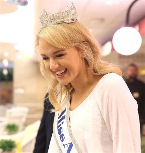GALLERY: Miss America Visits Seashore Gardens
