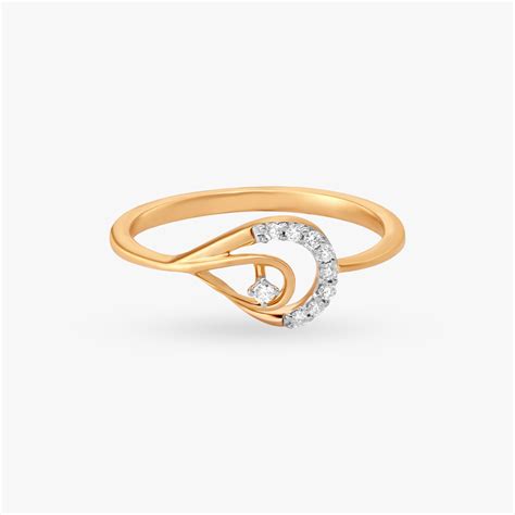 Curling Twists Finger Ring
