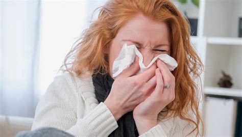 Yellow mucus associated with cough .. What indicates? - Kees