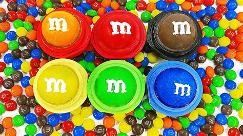 DIY: Edible EOS! Make your Own M & M Chocolate EOS Candy Treat! Super Tasty and Fun!