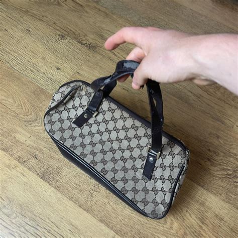 Vintage Gucci Made in Italy 1990s Hand Bag A true... - Depop