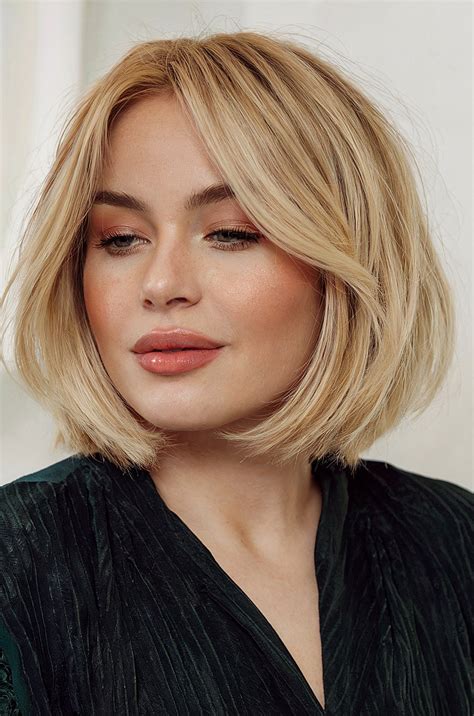 Best 7 Middle Part Curtain Bang Hairtyles - Taper Haircuts