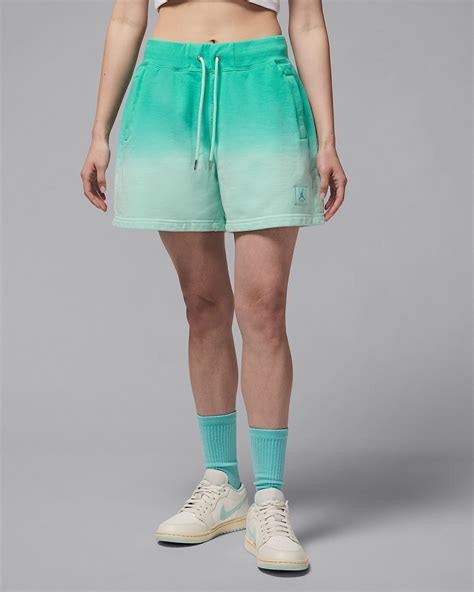 Jordan Flight Fleece Women's French Terry Shorts. Nike IN