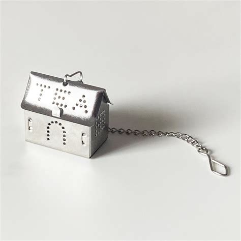 Celebrations – Golden Tips Tea (India)