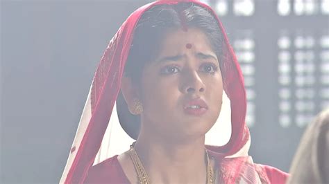 Watch Rani sees Rajchandra in her dream - Rani Rashmoni Highlights Rani ...