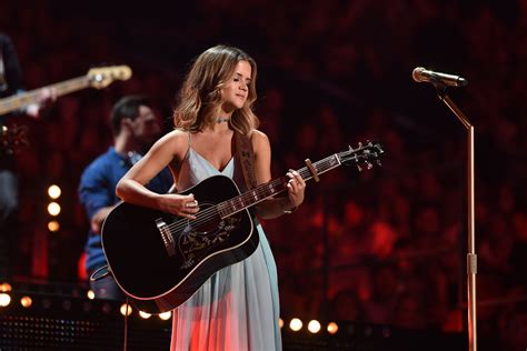 Young Female Country Singers