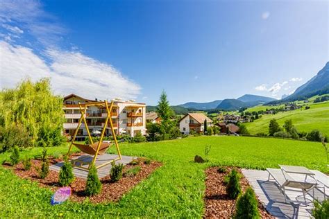 HOTEL CASTEL OSWALD VON WOLKENSTEIN (Castelrotto) - Hotel Reviews ...