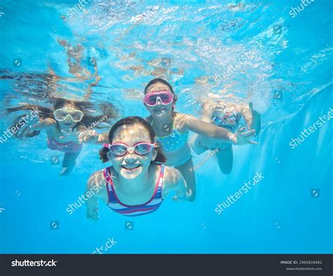 Swimming Kids 的图像结果