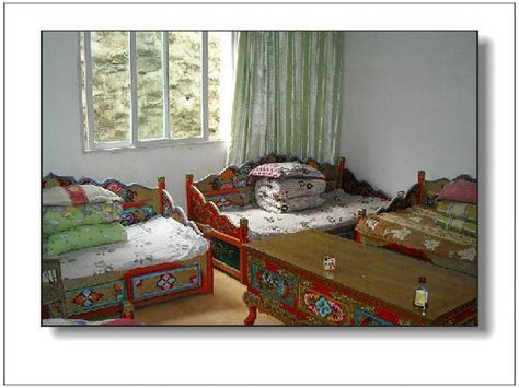 DENGBA INN ZHONGGU VILLAGE (Kangding County, Sichuan) - Guesthouse ...