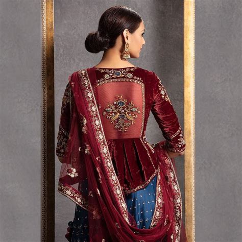 Blouse Neck Designs With Patch Work- Blouse Back Neck Designs with ...