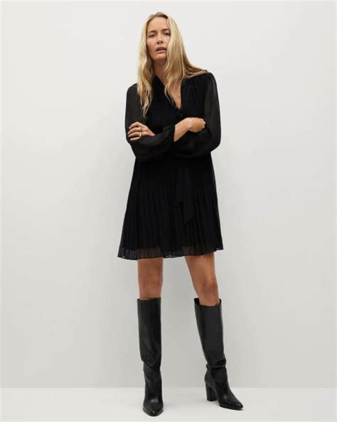 Moderne crne haljine za jesen-zimu 2021. – Moda