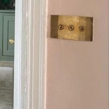 Kuvatulokset haulle blister threadneedle