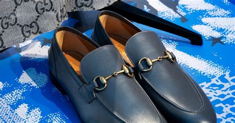 Cómo son los “Horsebit”, los icónicos mocasines que revolucionaron al ...