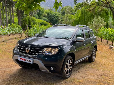 Renault Duster 1.5 dCi Intens EDC 4x2 (2022) Review - Expert Renault Duster Car Reviews - AutoTrader