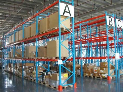 SELECTIVE PALLET RACKING (SPR) SYSTEM UNTUK WAREHOUSE